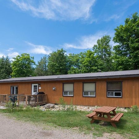 Madawaska Lodge-Cottage Eksteriør billede