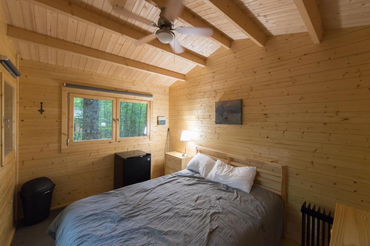 Madawaska Lodge-Cottage Eksteriør billede