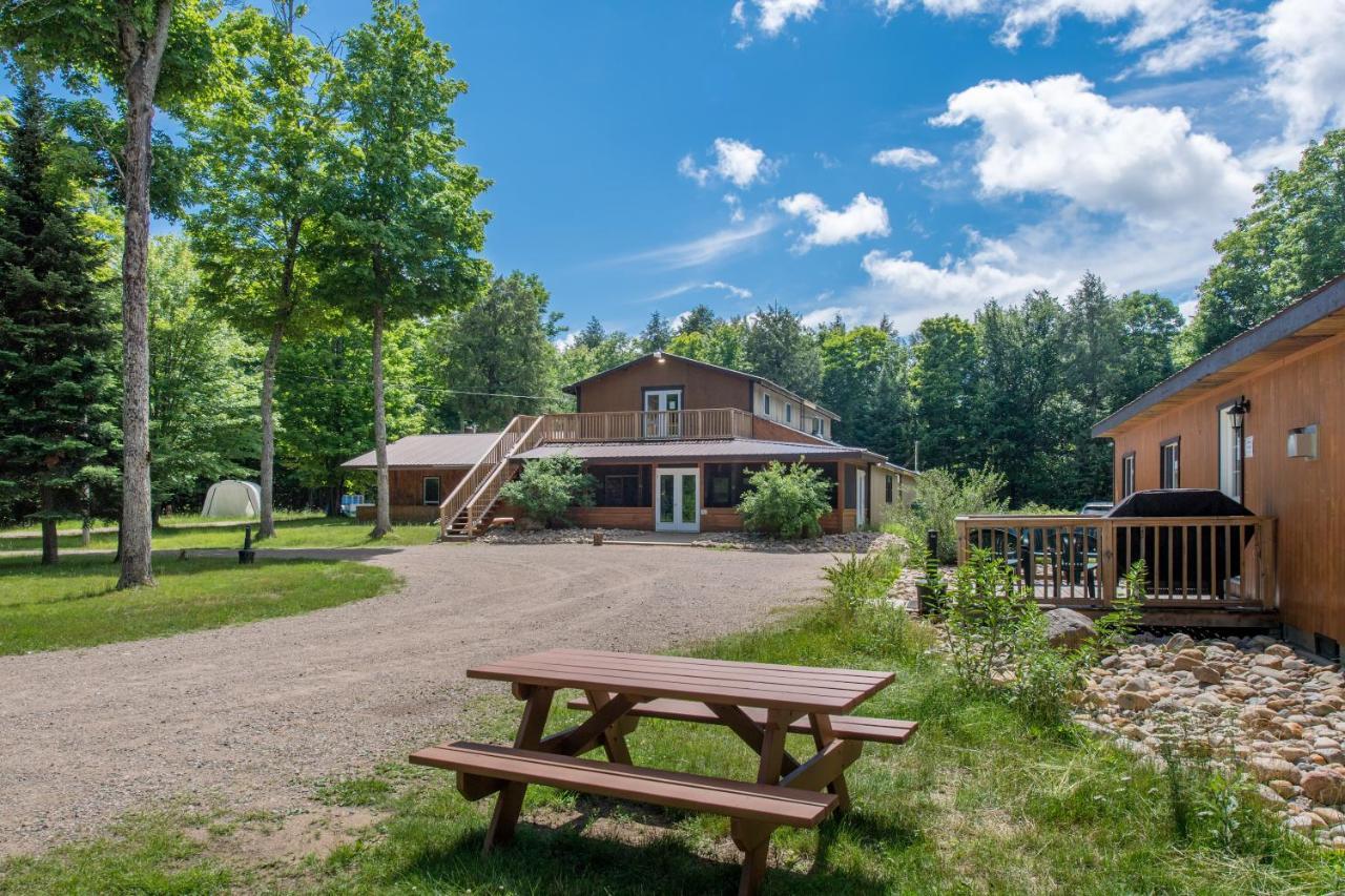 Madawaska Lodge-Cottage Eksteriør billede