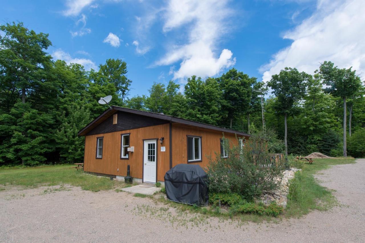 Madawaska Lodge-Cottage Eksteriør billede