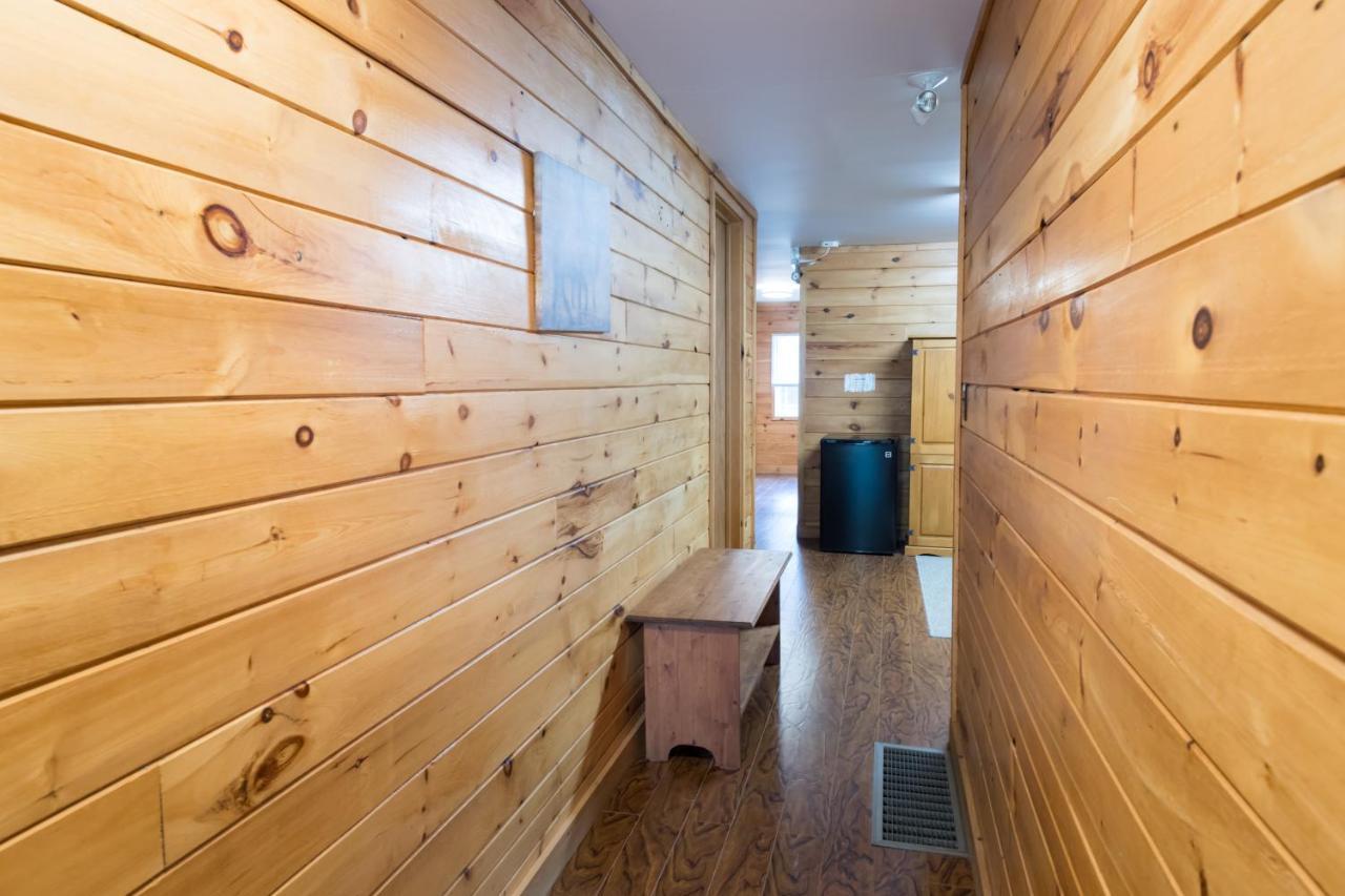 Madawaska Lodge-Cottage Eksteriør billede