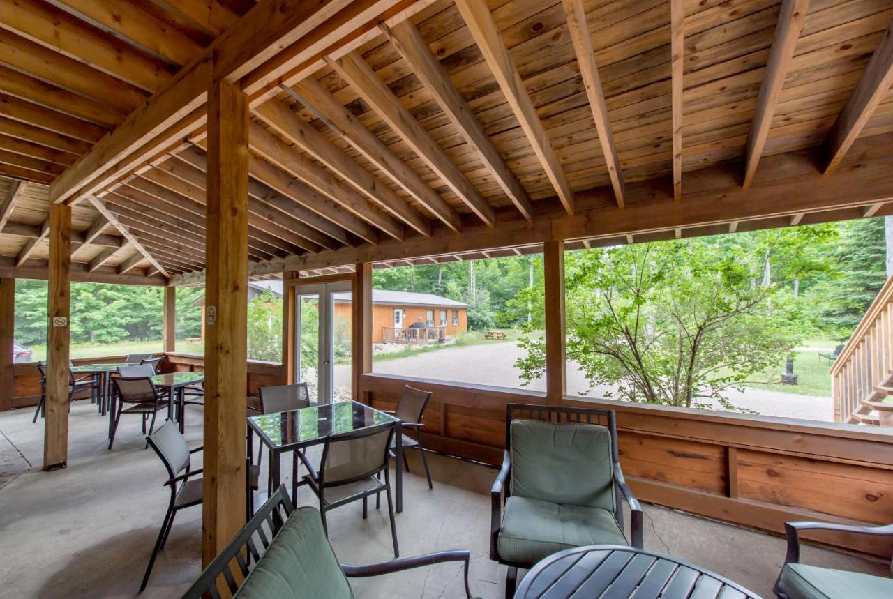 Madawaska Lodge-Cottage Eksteriør billede