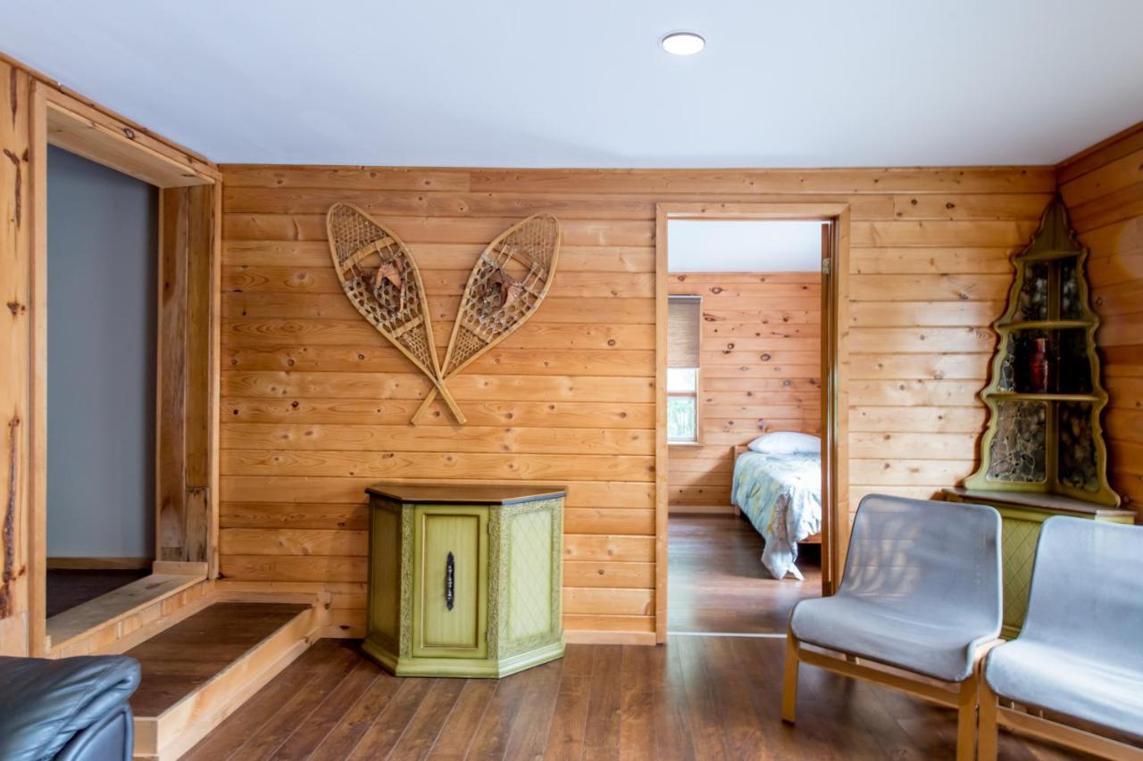 Madawaska Lodge-Cottage Eksteriør billede