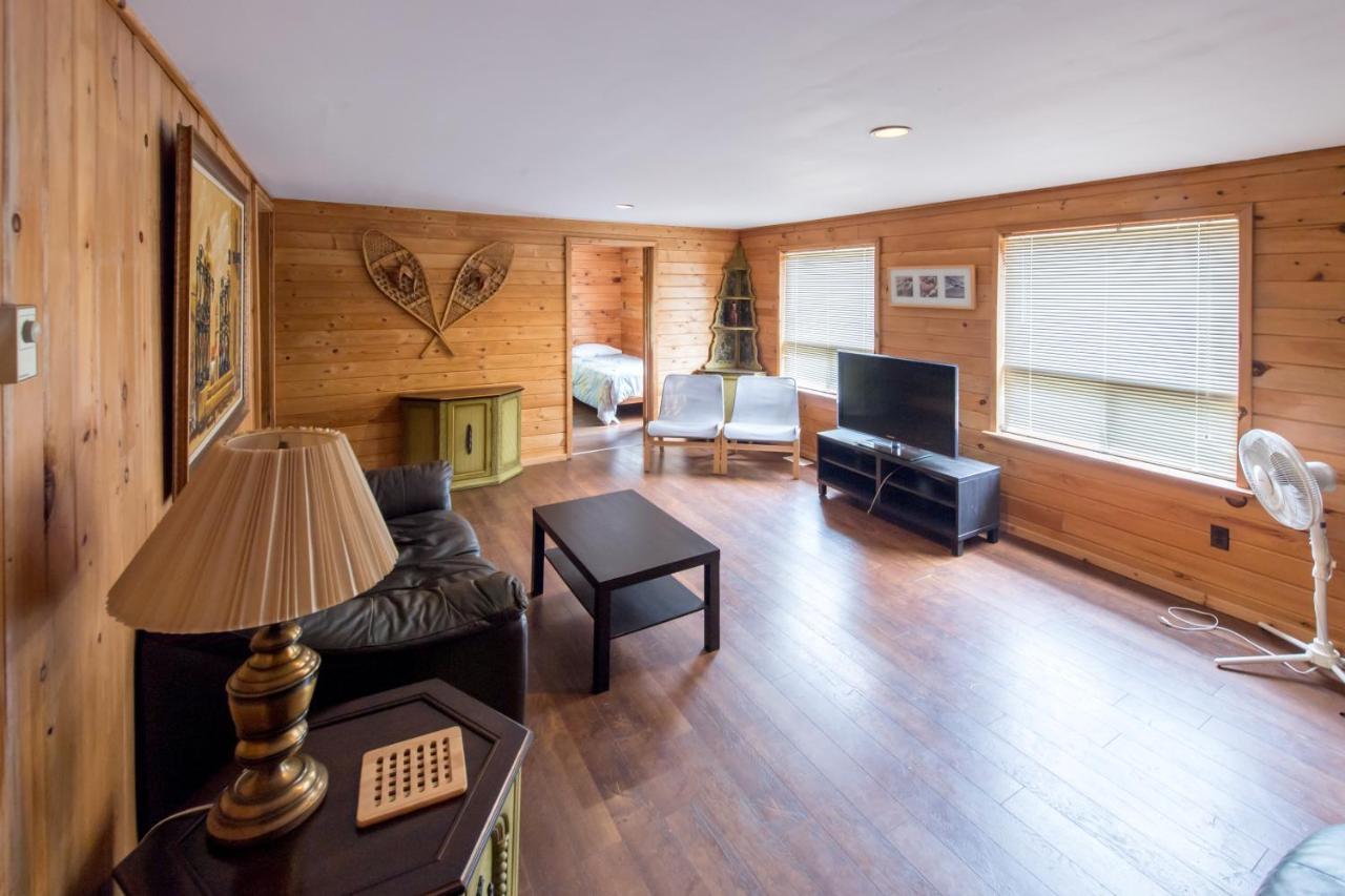 Madawaska Lodge-Cottage Eksteriør billede