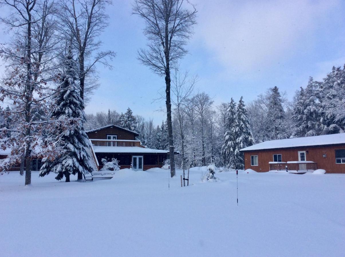 Madawaska Lodge-Cottage Eksteriør billede