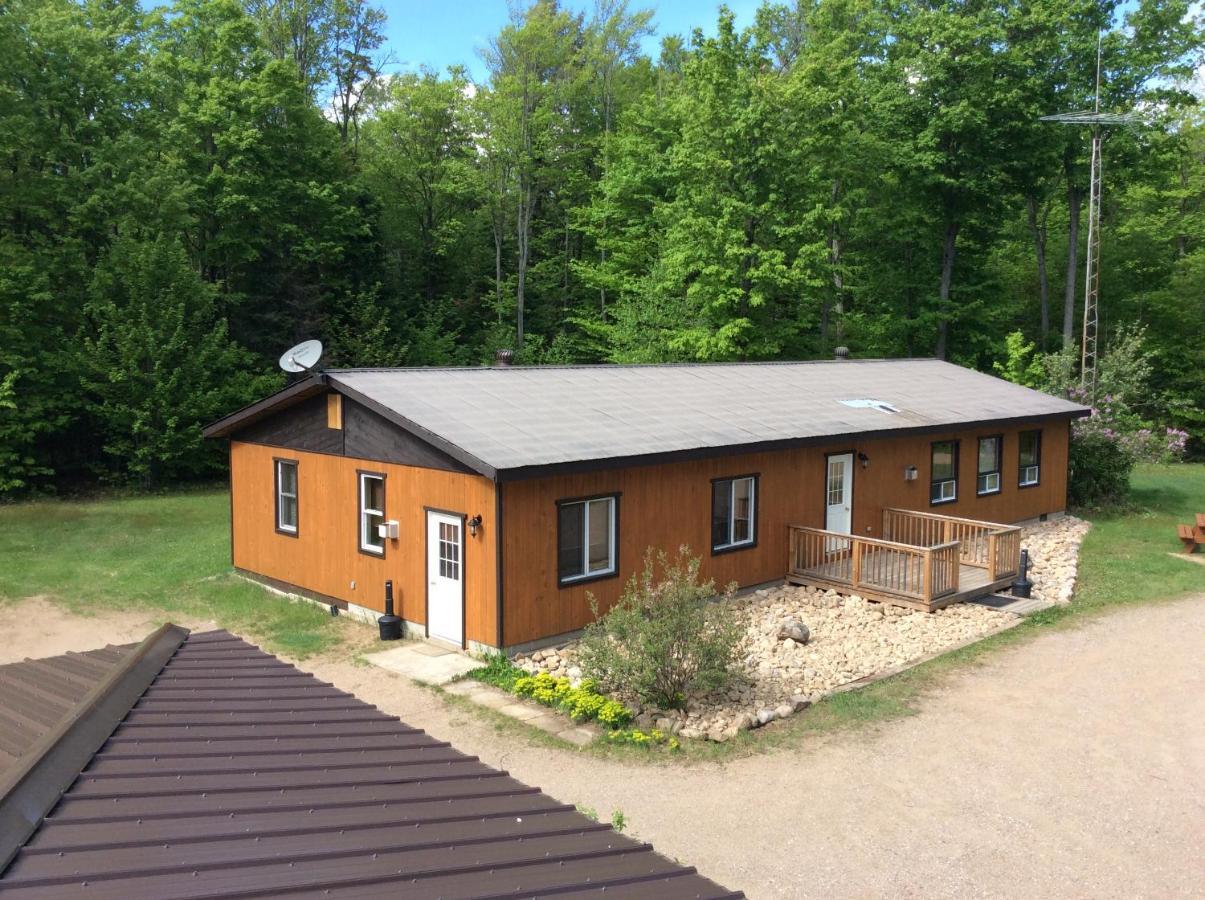 Madawaska Lodge-Cottage Eksteriør billede