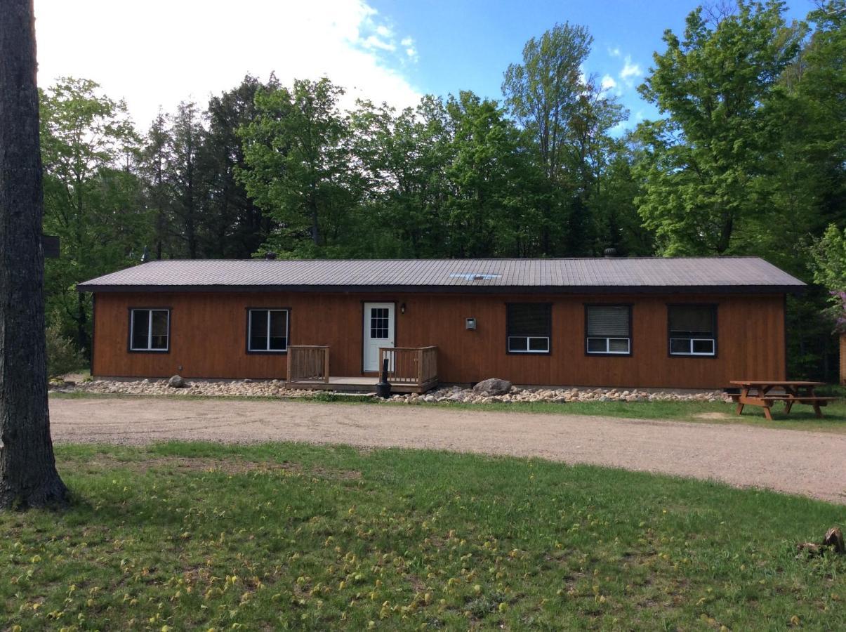 Madawaska Lodge-Cottage Eksteriør billede
